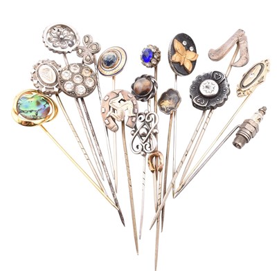 Lot 208 - COLLECTION OF 19TH & 20TH CENTURY STICK PINS