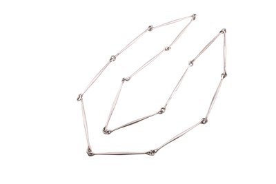 Lot 43 - ASTRID FOG FOR GEORG JENSEN LONG LINK SILVER NECKLACE