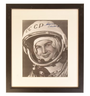 Lot 24 - SPACE EXPLORATION - VALENTINA TERESHKOVA SIGNED PHOTOGRAPH