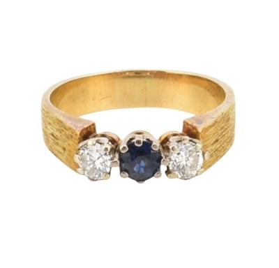 Lot 33 - 18CT GOLD SAPPHIRE & DIAMOND THREE STONE RING