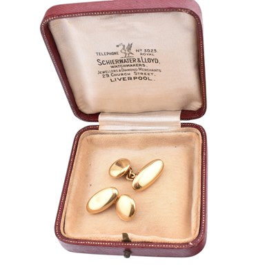 Lot 26 - PAIR OF 18CT GOLD CHAIN LINK CUFFLINKS