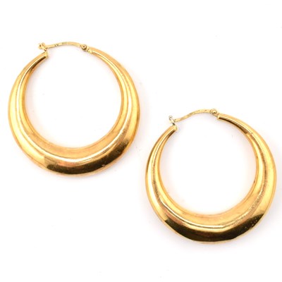 Lot 31 - PAIR OF 18CT GOLD HOOP EARRINGS