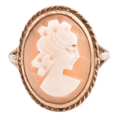Lot 204 - HALLMARKED 9CT GOLD CAMEO RING