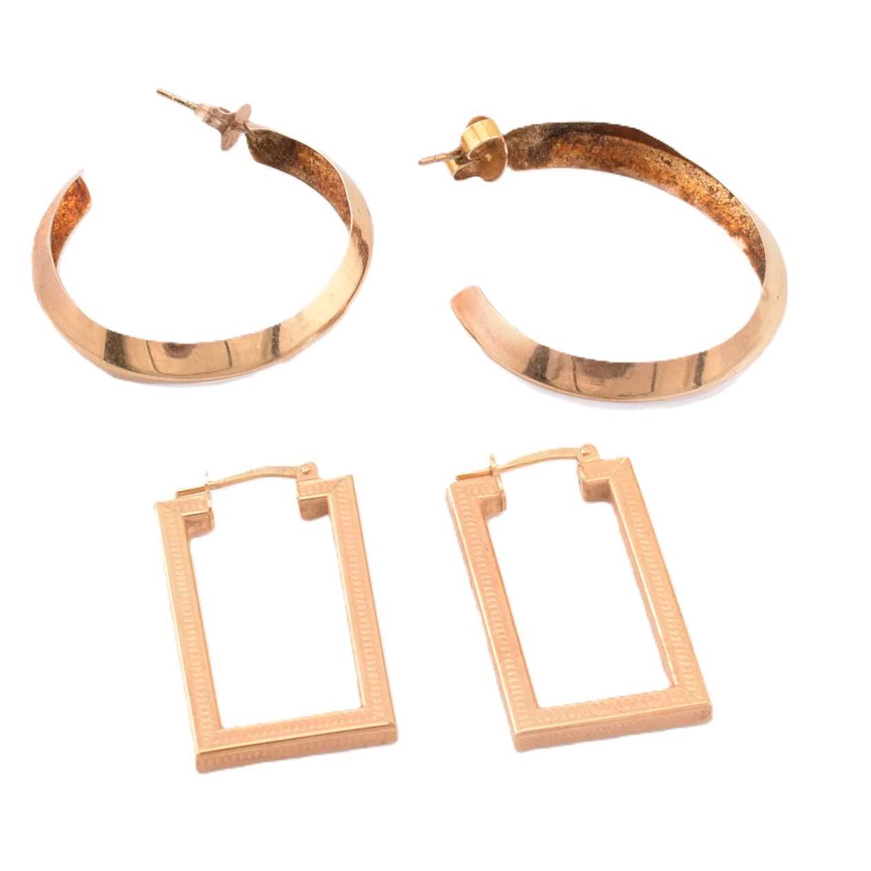Lot 90 - TWO PAIRS OF HALLMARKED 9CT GOLD HOOP EARRINGS