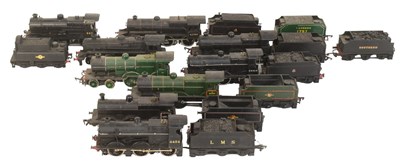 Lot 214 - MODEL RAILWAY - COLLECTION OF OO GAUGE LOCOMOTIVES
