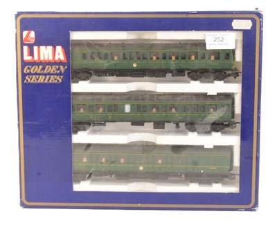 Lot 252 - MODEL RAILWAY - LIMA OO GAUGE DMU LOCOMOTIVE SET