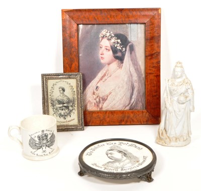 Lot 301 - COLLECTION OF 19TH CENTURY VICTORIAN CERAMICS, PORCELAIN AND PRINTS