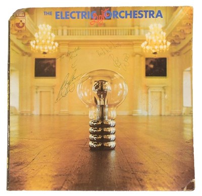 Lot 192 - THE ELECTRIC LIGHT ORCHESTRA / ELO - AUTOGRAPHED LP COVER