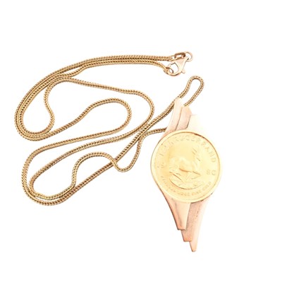 Lot 420 - MOUNTED KRUGERRAND COIN PENDANT ON 18CT GOLD CHAIN NECKLACE
