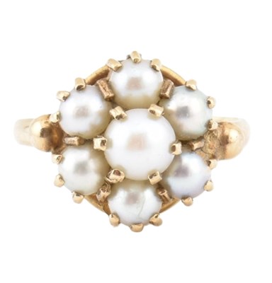 Lot 14 - HALLMARKED 9CT GOLD & PEARL CLUSTER RING