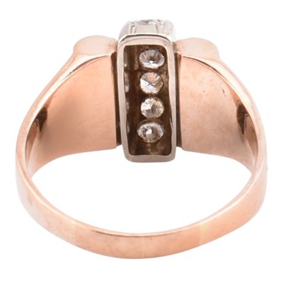 Lot 99 - ART DECO GOLD & DIAMOND RING