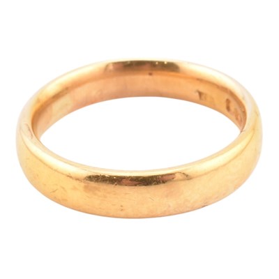 Lot 359 - HALLMARKED 22CT GOLD BAND RING