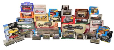 Lot 242 - DIECAST - COLLECTION OF ASSORTED BOXED DIECAST MODELS