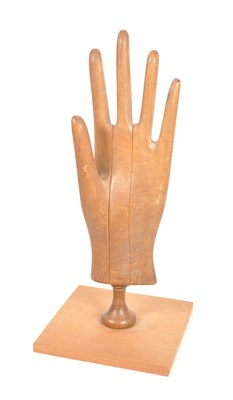 Lot 321 - 20TH CENTURY WOODEN HAND SHAPED JEWELLERY RING STAND