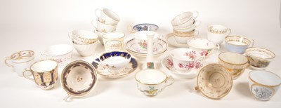 Lot 121 - LARGE COLLECTION OF 19TH / 20TH CENTURY PORCELAIN CHINA TEA CUPS
