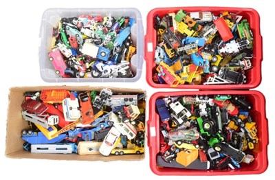 Lot 100 - DIECAST - LARGE COLLECTION OF ASSORTED DIECAST MODELS