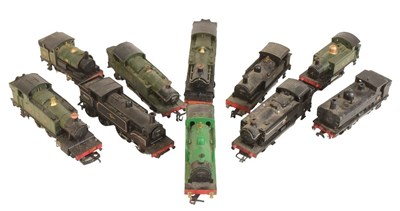 Lot 230 - MODEL RAILWAY - COLLECTION OF OO GAUGE LOCOMOTIVES