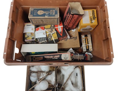 Lot 64 - COLLECTION OF VINTAGE BOXED LIGHT BULBS LAMPS