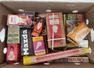 Lot 86 - COLLECTION OF VINTAGE BOXED LIGHT BULBS LAMPS