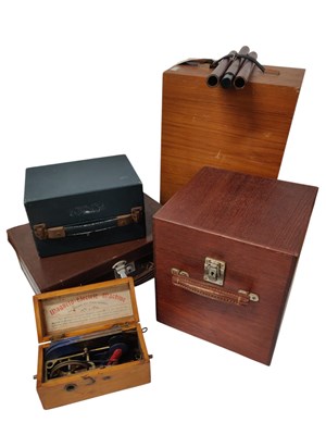 Lot 188 - COLLECTION OF ELECTRO MEDICAL DEVICES & ELECTRICAL TESTING DEVICES
