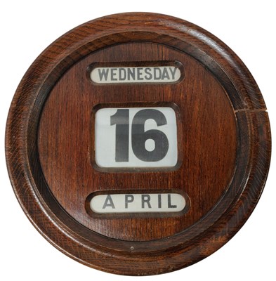 Lot 99 - EARLY 20TH CENTURY 1930S PERPETUAL WALL CALENDAR