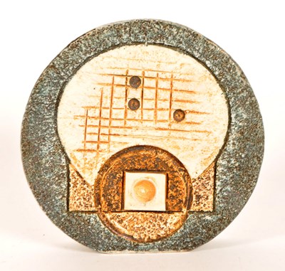 Lot 138 - AVRIL BENNET - TROIKA - 1970S WHEEL VASE