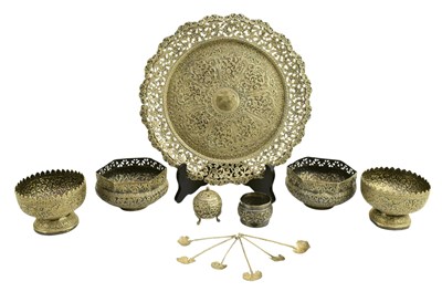 Lot 20 - EARLY 20TH CENTURY INDIAN POSSIBLY KUTCH SILVER TRAY & BOWLS