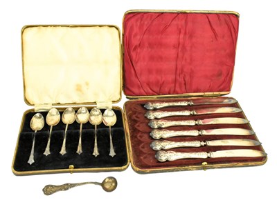 Lot 89 - TWO SETS OF EDWARD VII HALLMARKED SILVER FLATWARE