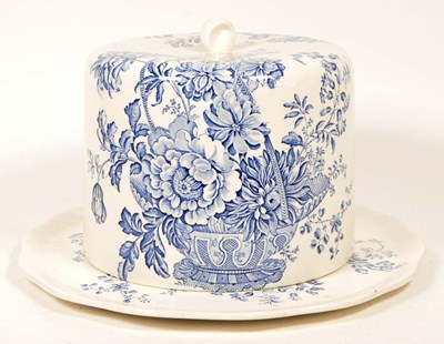 Lot 174 - CROWN DEVON FIELDING - 20TH CENTURY CERAMIC CHEESE BELL AND PLATE