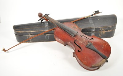 Lot 425 - 20TH CENTURY TWO PIECE STRINGED VIOLIN INSTRUMENT