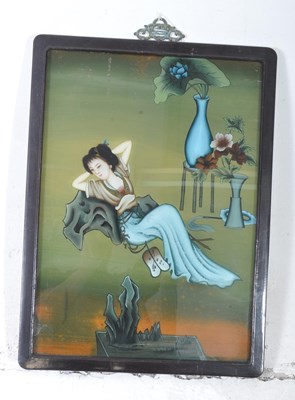Lot 366 - VINTAGE 20TH CENTURY REVERSE GLASS JAPANESE PAINTING