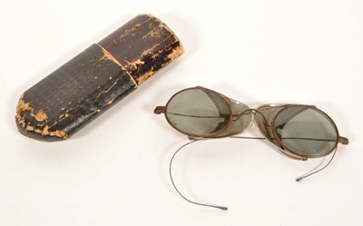 Lot 367 - PAIR OF 19TH CENTURY VICTORIAN SIDE CAP SUNGLASSES