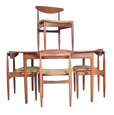 Lot 9 - KOFOD LARSEN FOR G PLAN FURNITURE - MODEL 1025E - VINTAGE DINING TABLE & CHAIRS