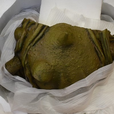 Lot 50 - STAR WARS - SIDESHOW COLLECTIBLES - YODA'S HUT 1/6 SCALE