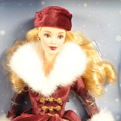 Lot 229 - BARBIE - MATTEL - 2000 VICTORIAN ICE SKATER 27431 BOXED