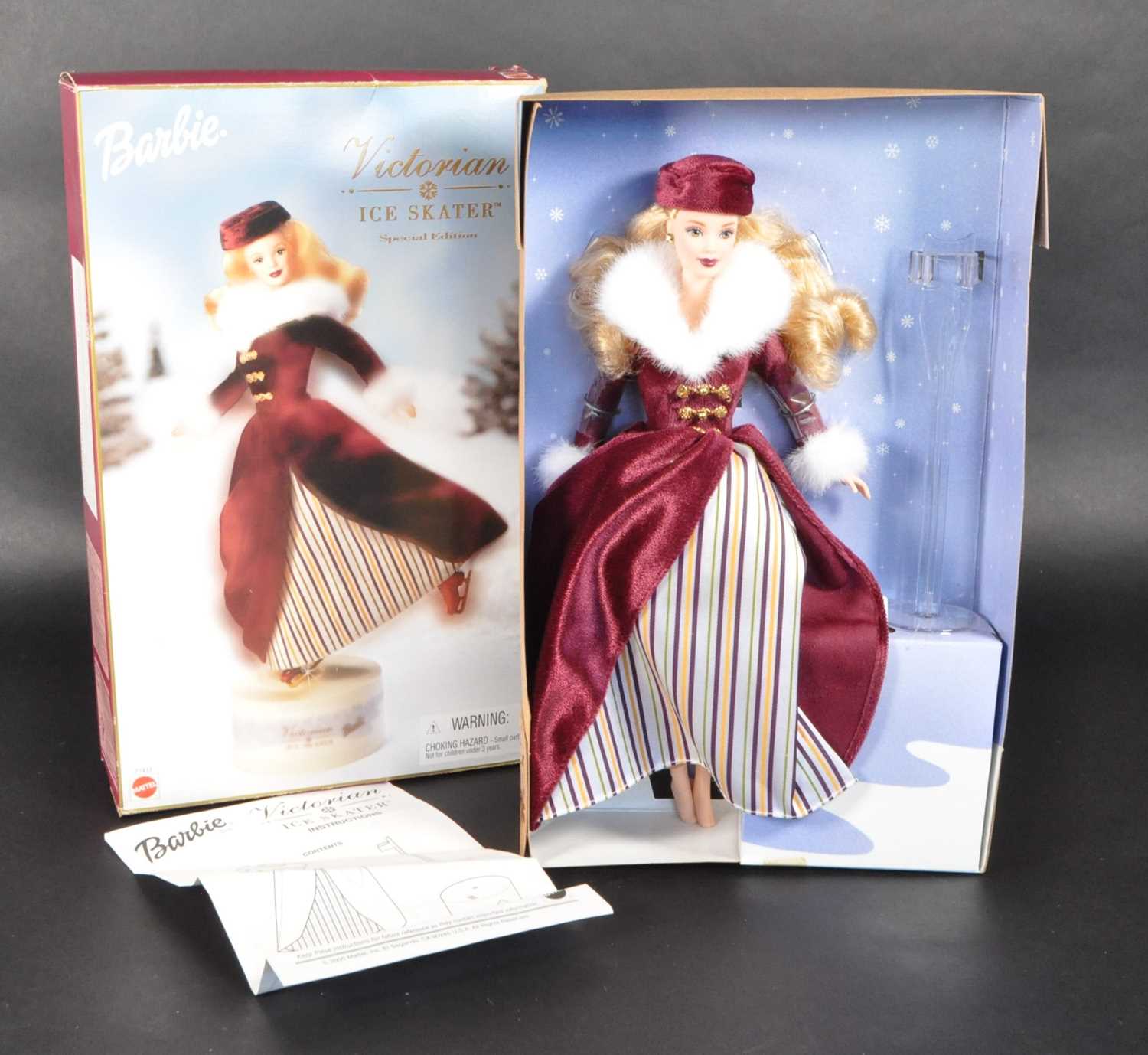 Lot 229 - BARBIE - MATTEL - 2000 VICTORIAN ICE SKATER 27431 BOXED