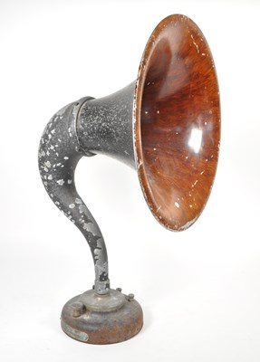 Lot 435 - AJS - 1920S WOLVERHAMPTON HORNED EXTERNAL LOUDSPEAKER WITH CONE