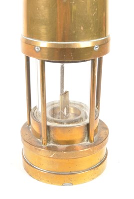 Lot 232 - E THOMAS & WILLIAMS - EARLY 20TH CENTURY BRASS CAMBRIAN MINERS LAMP