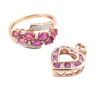 Lot 464 - HALLMARKED 9Ct GOLD RUBY & DIAMOND RING & HEART PENDANT