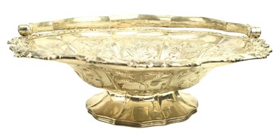 Lot 1 - 19TH CENTURY WILLIAM IV HALLMARKED SILVER FRUIT BASKET, LONDON