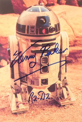 Lot 13 - STAR WARS - KENNY BAKER (R2D2) - AUTOGRAPHED PHOTOGRAPH