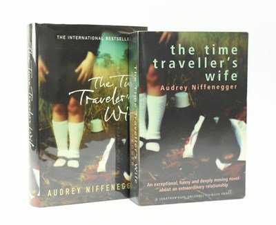 Lot 190 - NIFFENEGGER, AUDREY. 2004 THE TIME TRAVELLER'S WIFE SIGNED FIRST EDITION AND PROOF COPY