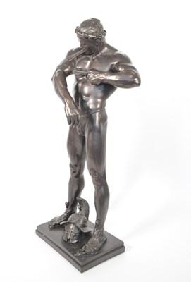 Lot 226 - 1987 VINTAGE BRONZED RESIN ROMAN GLADIATOR SCULPTURE