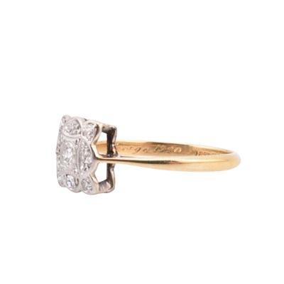 Lot 78 - A 9CT GOLD RING WITH DIAMOND?