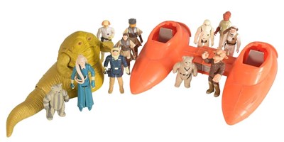 Lot 213 - STAR WARS - VINTAGE KENNER / PALITOY ACTION FIGURES
