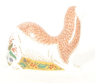 Lot 28 - ROYAL CROWN DERBY - 2007 BONE CHINA STOAT PAPERWEIGHT FIGURE