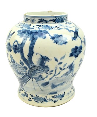 Lot 37 - QING BLUE AND WHITE 'PHOENIX & FLOWERS' JAR 清 凤穿牡丹青花罐