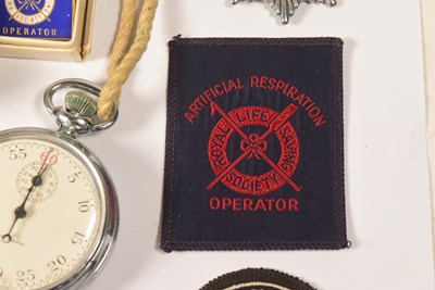 Lot 318 - COLLECTION OF ASSORTED MILITARIA