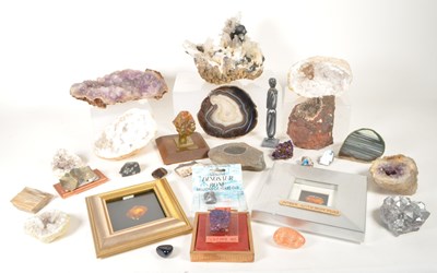 Lot 236 - NATURAL HISTORY - COLLECTION OF FOSSILS, GEMSTONES AND GEODES
