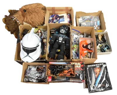 Lot 83 - STAR WARS - LARGE COLLECTION OF ASSORTED MEMORABILIA